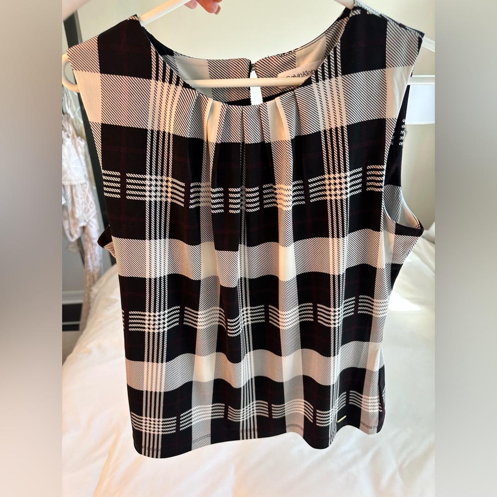 Calvin Klein blouse, M